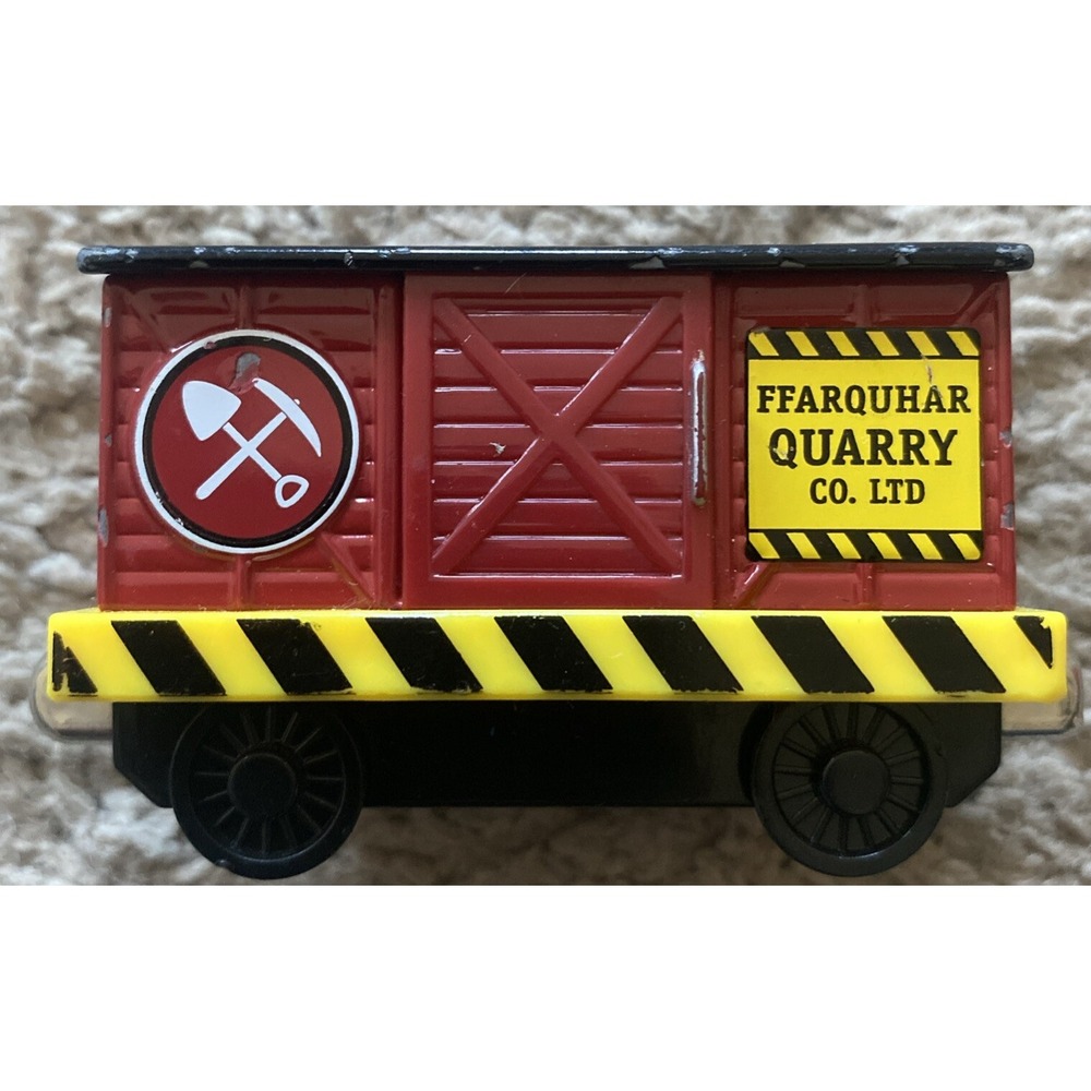 Thomas & Friends Take N Play Along Diecast Train Tank - FFarquhar Quarry Box Car